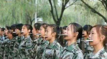 教官学员广西吃瓜,教官学员广西欢乐吃瓜记  第2张