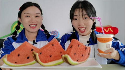 闺蜜吃瓜吃吐了,吐感来袭，揭秘娱乐圈那些事  第2张